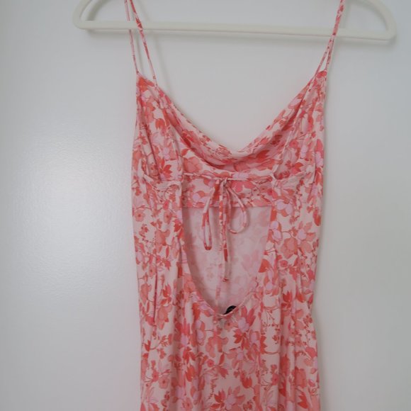 RESA Blush Floral Maxi Dress - Picture 3 of 6